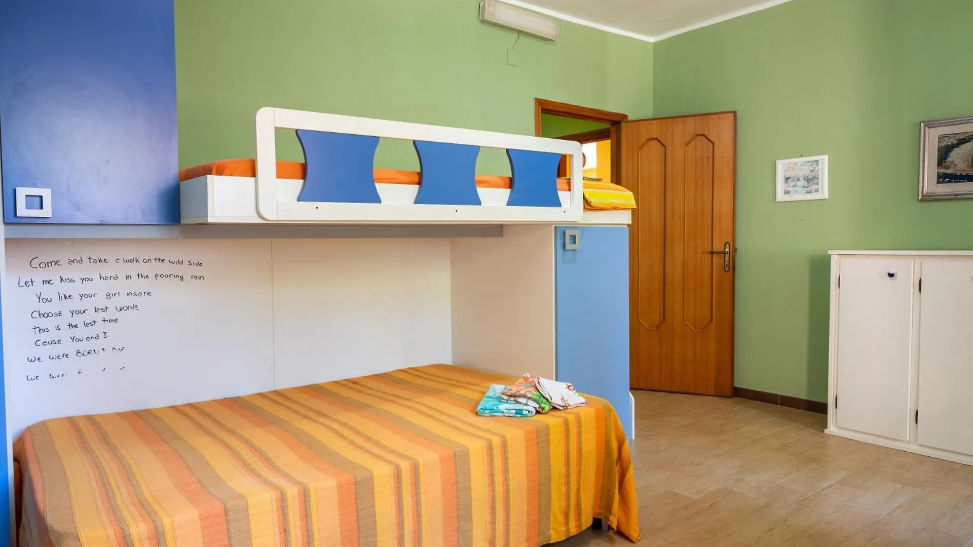 Villa Mariuccia Porto Pino 0*,  Italy